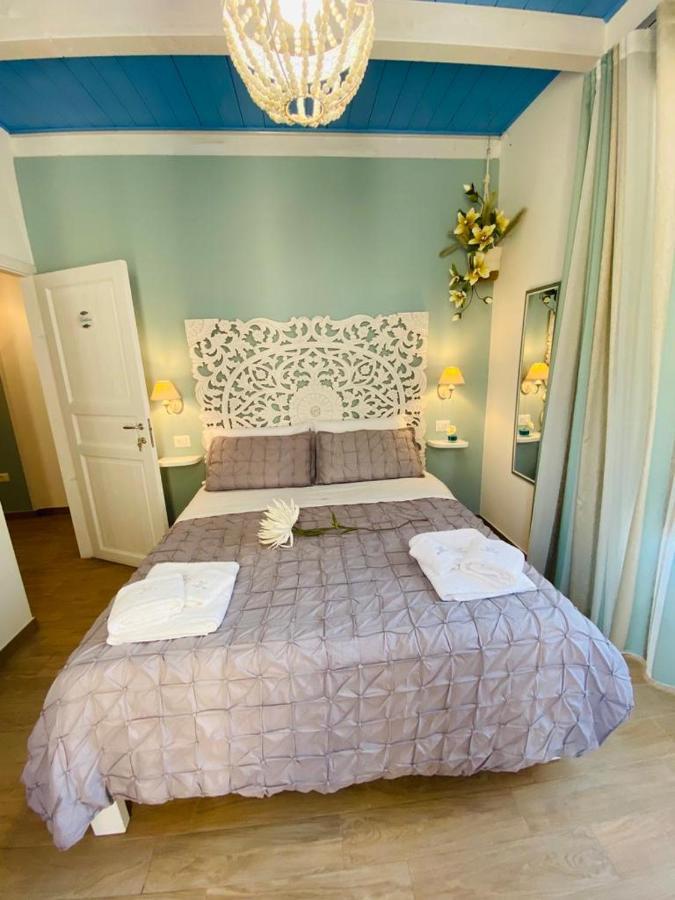 Fior Dei Carmeliti Rooms And Parking Tropea Exterior photo