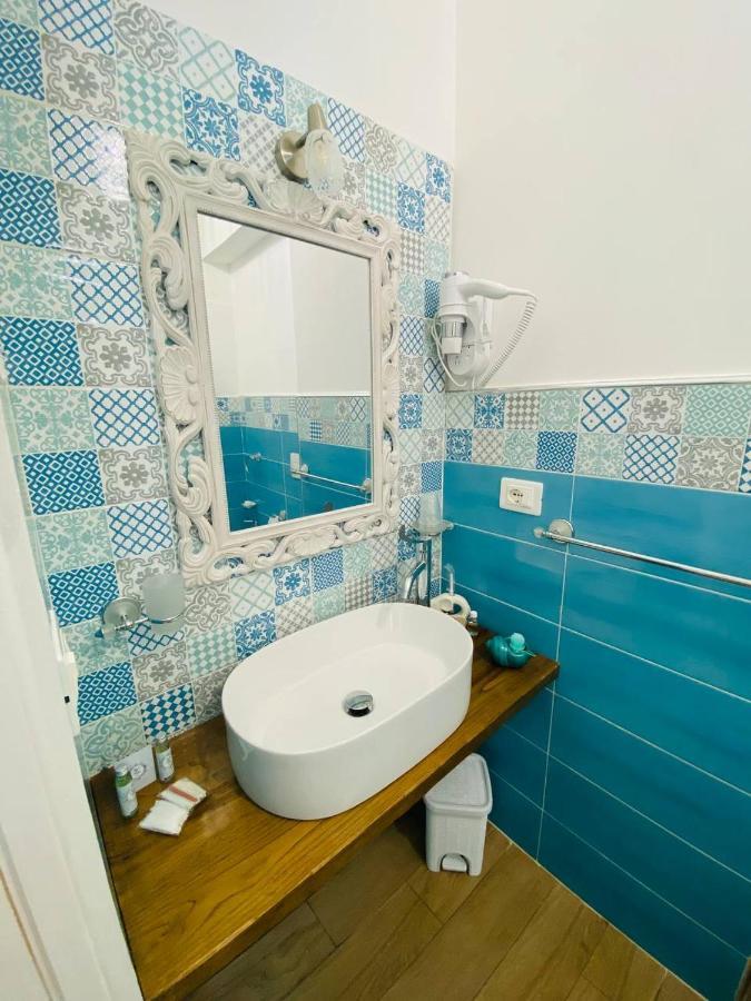 Fior Dei Carmeliti Rooms And Parking Tropea Exterior photo